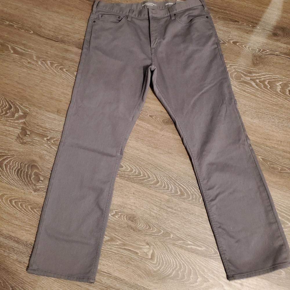 Banana Republic Traveler pants